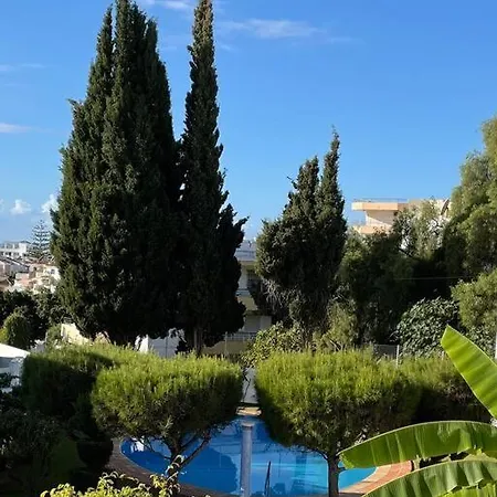 Casa En Village Burriana * 네르하