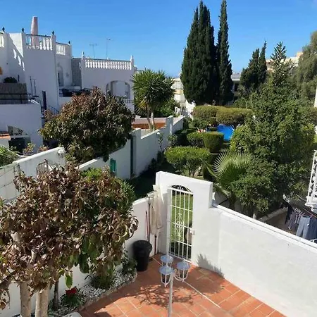 Casa En Village Burriana Feriehus Nerja