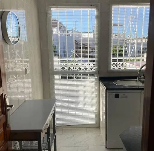 Casa En Village Burriana 펜션 네르하