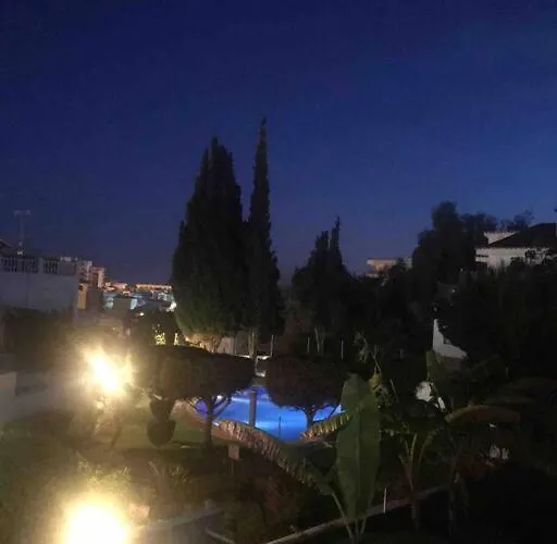 Casa En Village Burriana 네르하